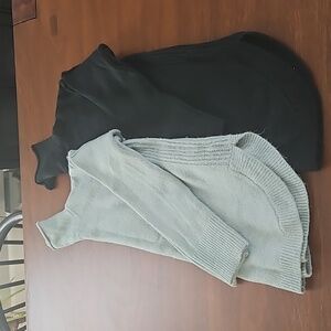 GAP sweater black and green